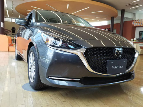 マツダ2〔MAZDA 2〕の外観(エクステリア)写真を詳細(マニアック)に116枚撮りました!ブログ。 | TEKOTOHA byBすずめプロダクツ