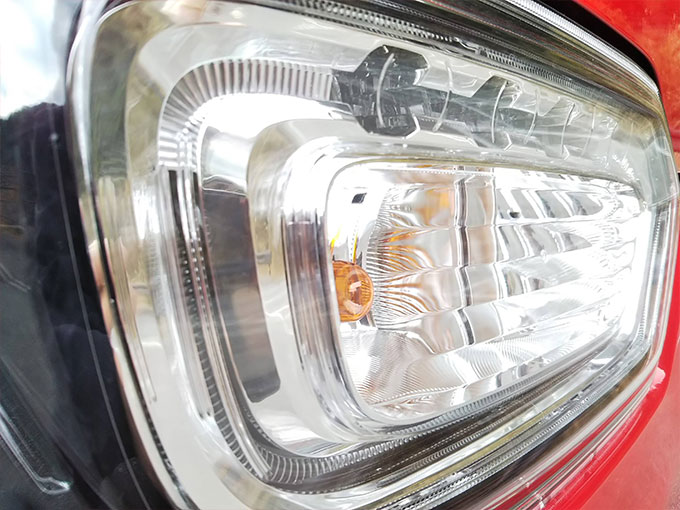 スズキ ワゴンR スティングレー 赤 ブレーキランプ画像